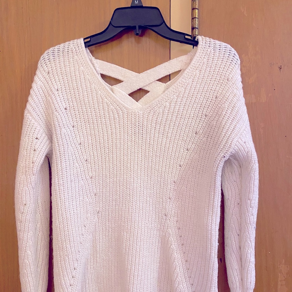 White Sweater with Strappy Back!✨🤍🕊